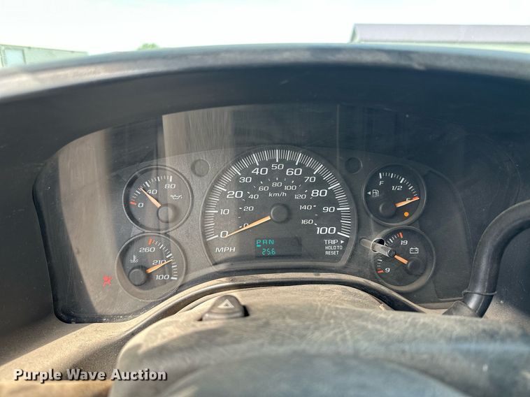 image for item KX9008 2007 Chevrolet Express 2500  van