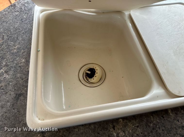 image for item KX9053 2013 Keystone Passport Ultralite Grand Touring  camper