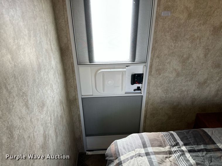 image for item KX9053 2013 Keystone Passport Ultralite Grand Touring  camper