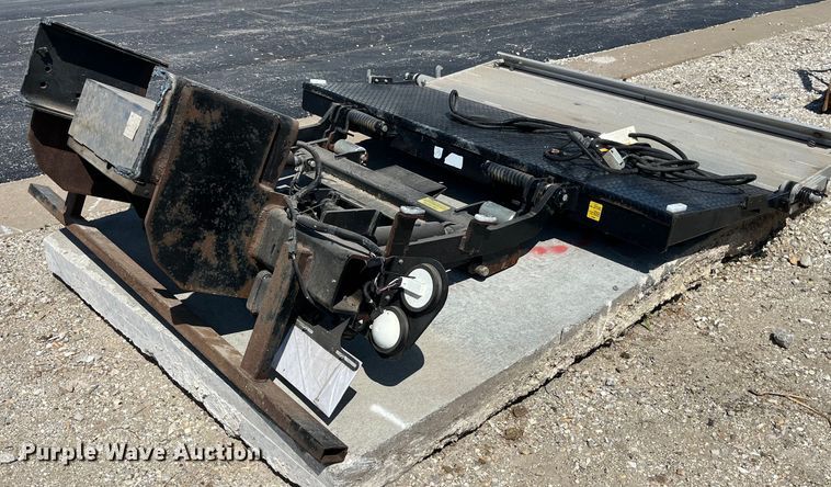 image for item LA9941 Anthony MTU GLR3  end gate lift