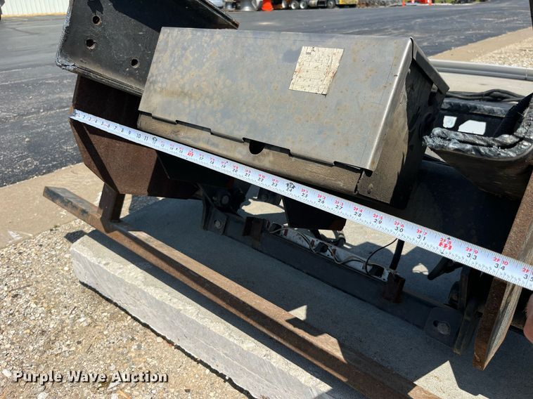 image for item LA9941 Anthony MTU GLR3  end gate lift