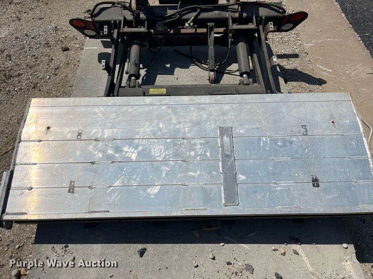 image for item LA9941 Anthony MTU GLR3  end gate lift