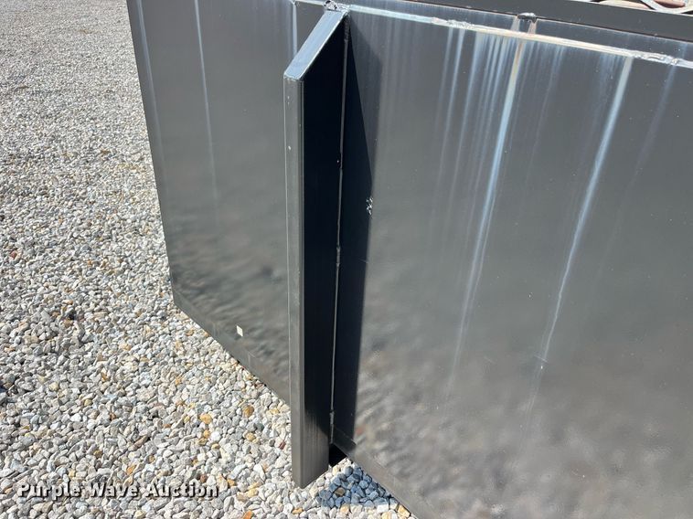 image for item LA9942 Flatbed