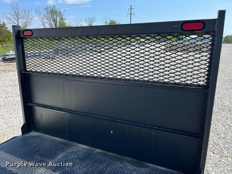 image for item LA9942 Flatbed