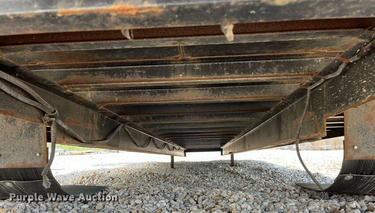 image for item LA9942 Flatbed