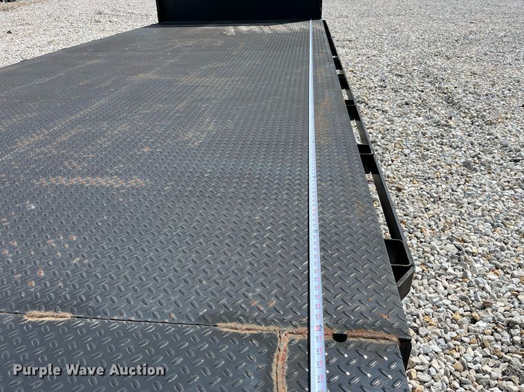 image for item LA9942 Flatbed