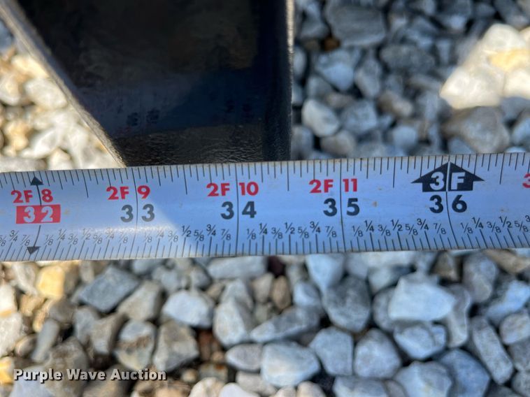 image for item LA9942 Flatbed