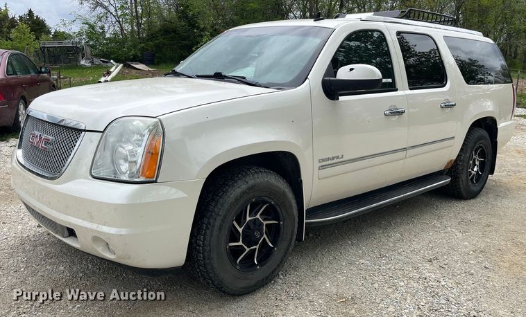 image for item LA9951 2012 GMC Yukon XL Denali  SUV