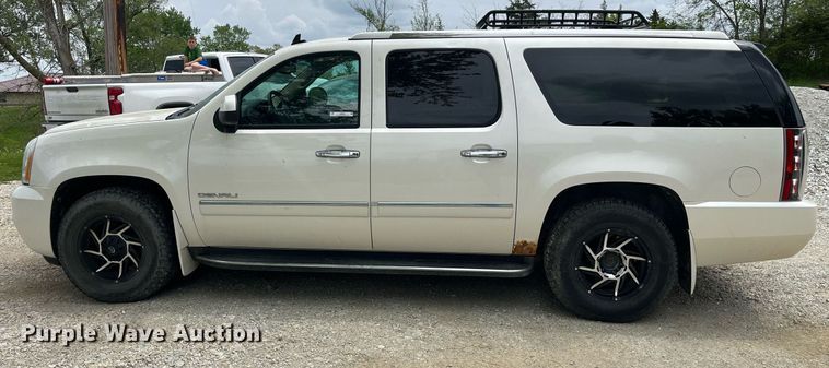 image for item LA9951 2012 GMC Yukon XL Denali  SUV