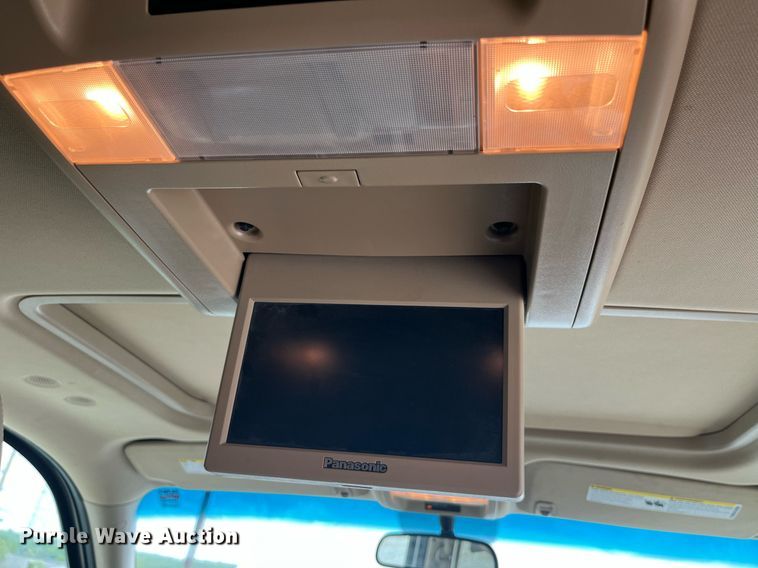 image for item LA9951 2012 GMC Yukon XL Denali  SUV