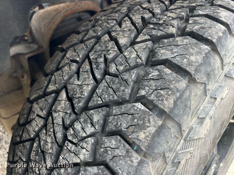 image for item LA9951 2012 GMC Yukon XL Denali  SUV