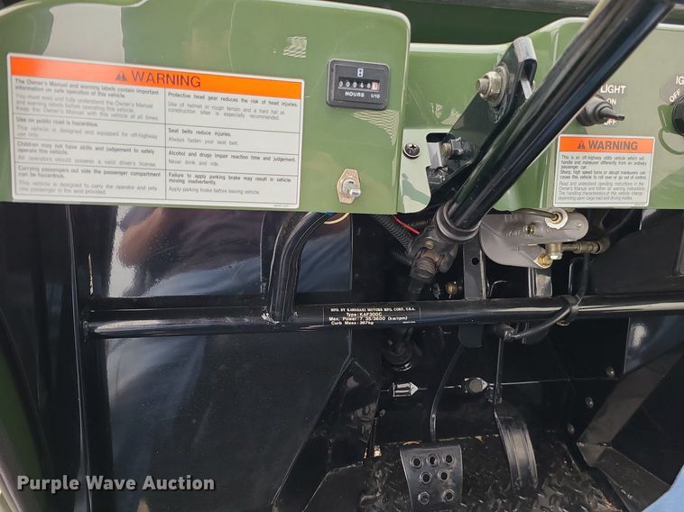 image for item LE9058 2001 Kawasaki Mule 550  utility vehicle