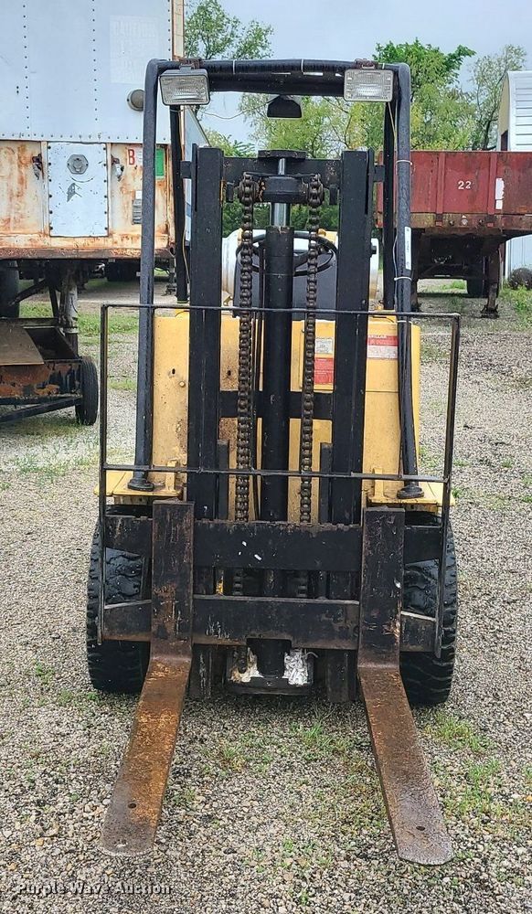image for item LE9059 Caterpillar V50B  forklift