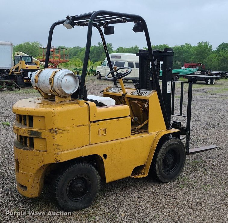 image for item LE9059 Caterpillar V50B  forklift