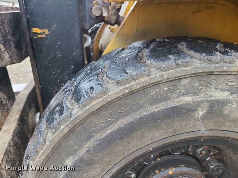 image for item LE9059 Caterpillar V50B  forklift