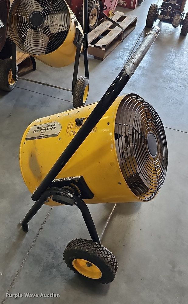 image for item LE9379 (7) heaters