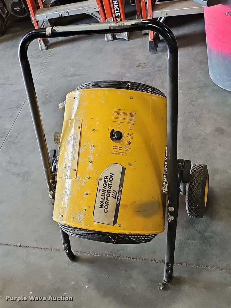 image for item LE9379 (7) heaters