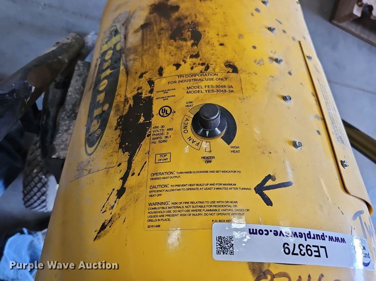 image for item LE9379 (7) heaters