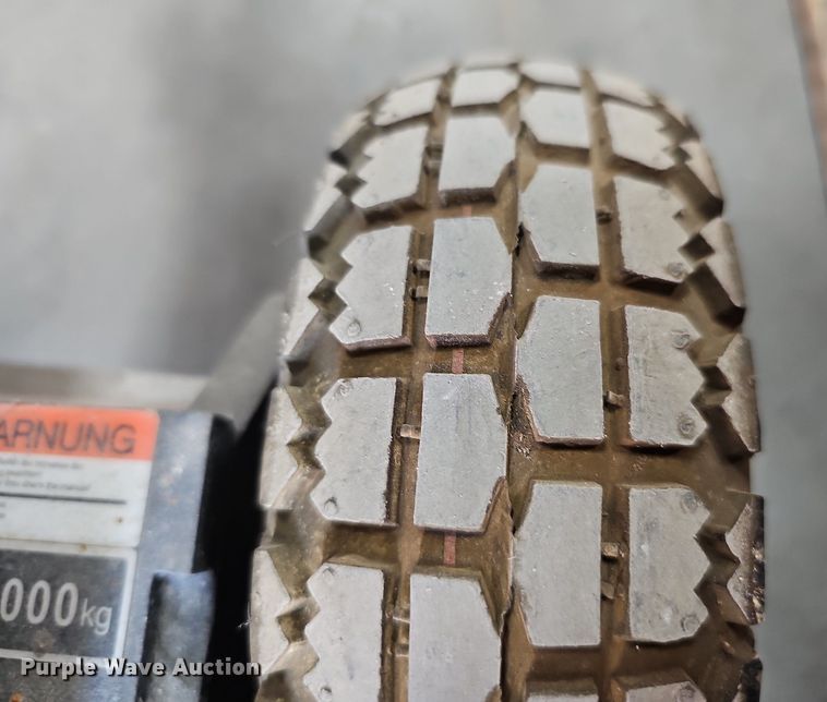 image for item LE9384 Tools