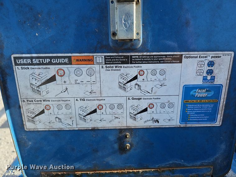 image for item LE9385 Miller Trailblazer 325 EFI  welder/generator