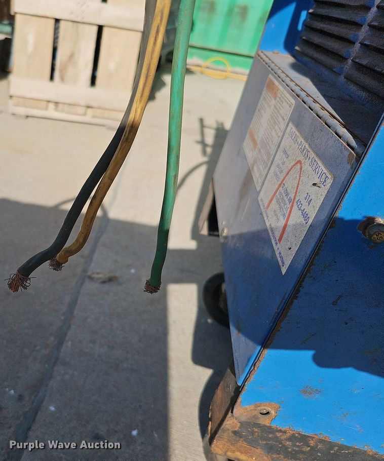 image for item LE9386 (3) Miller welders