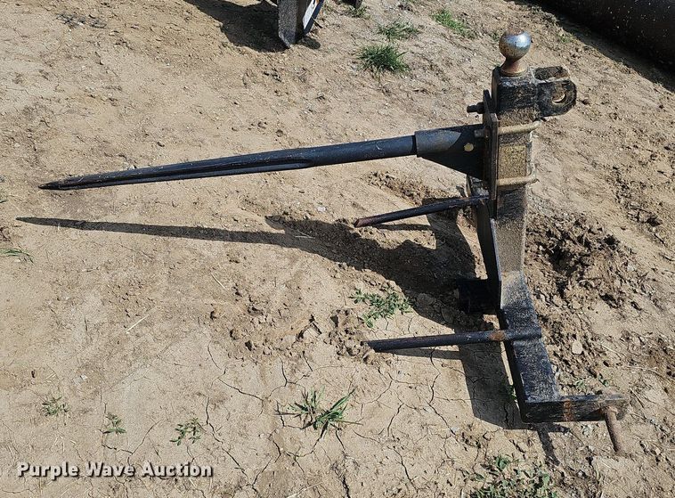 image for item LE9394 Tractor attachments