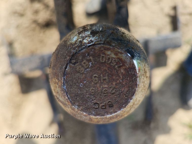 image for item LE9394 Tractor attachments