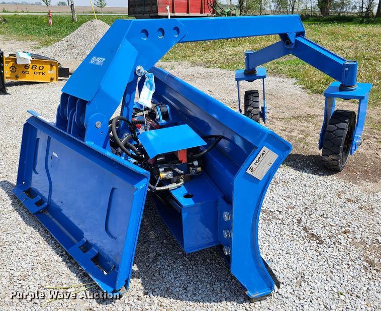 image for item LE9396 2022 Top Cat SSSG72  skid steer grader