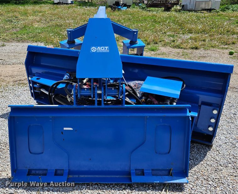 image for item LE9396 2022 Top Cat SSSG72  skid steer grader