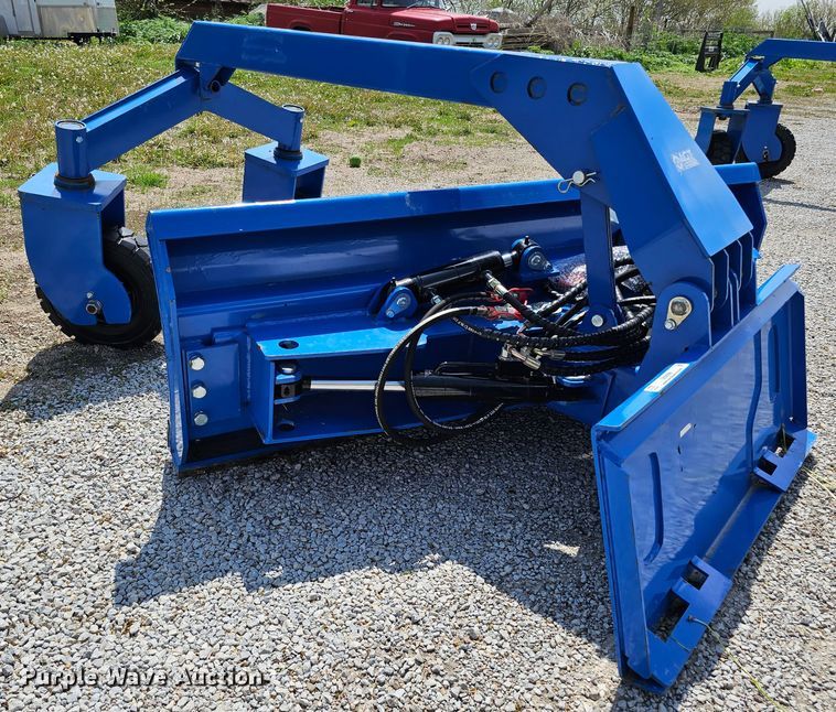 image for item LE9396 2022 Top Cat SSSG72  skid steer grader