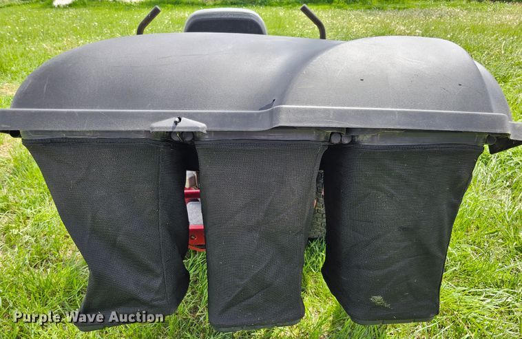 image for item LE9402 2018 Troy-Bilt Mustang 54  ZTR lawn mower