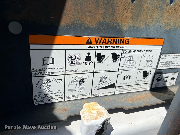 image for item LG9042 1996 Bobcat 763  skid steer loader