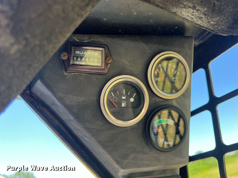 image for item LG9042 1996 Bobcat 763  skid steer loader