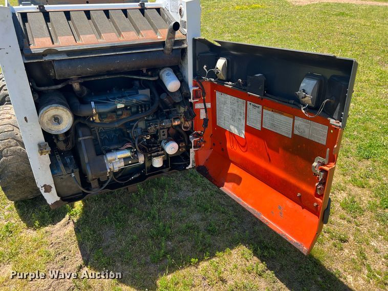 image for item LG9042 1996 Bobcat 763  skid steer loader