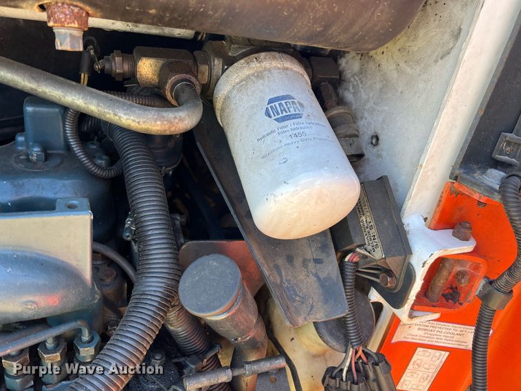 image for item LG9042 1996 Bobcat 763  skid steer loader