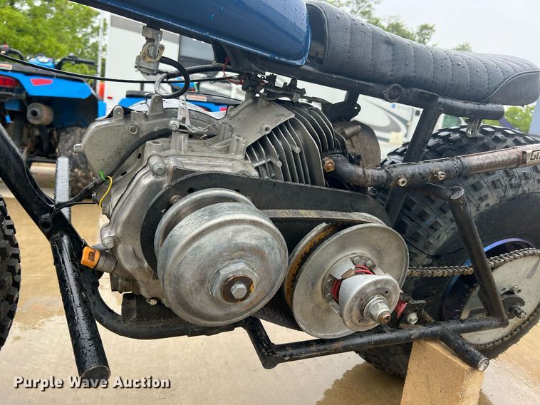 image for item LG9066 (2) motorcycles