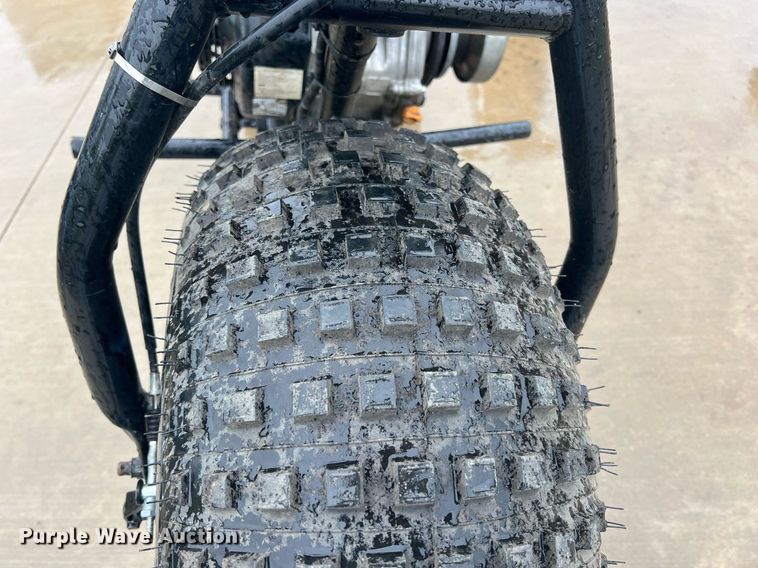 image for item LG9066 (2) motorcycles