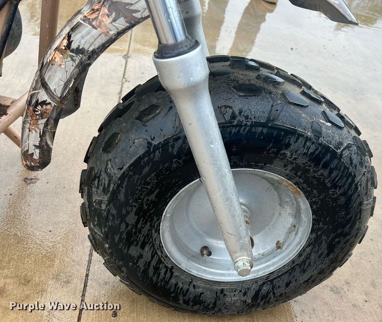 image for item LG9066 (2) motorcycles