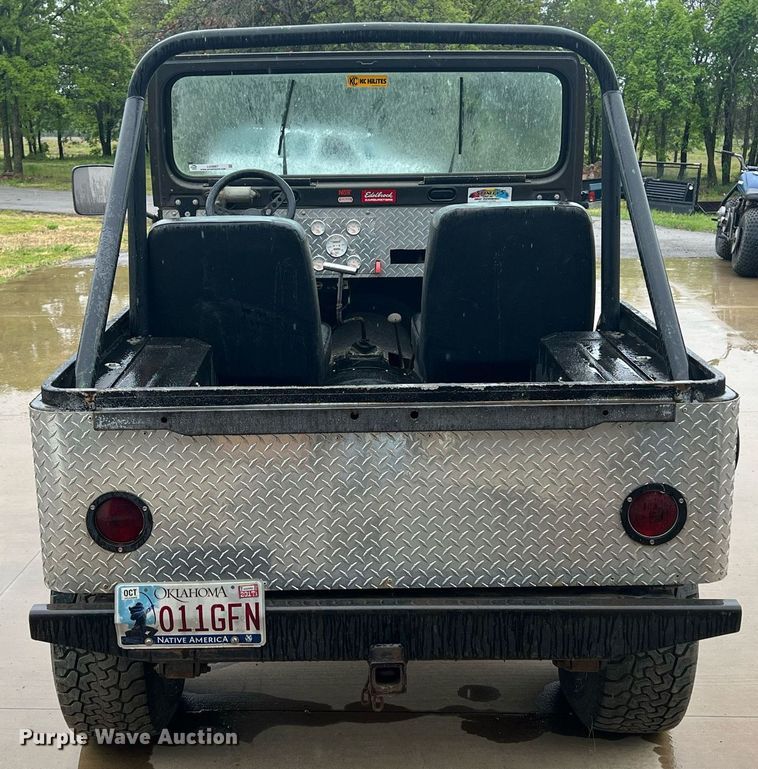 image for item LG9067 1977 Jeep CJ5 SUV