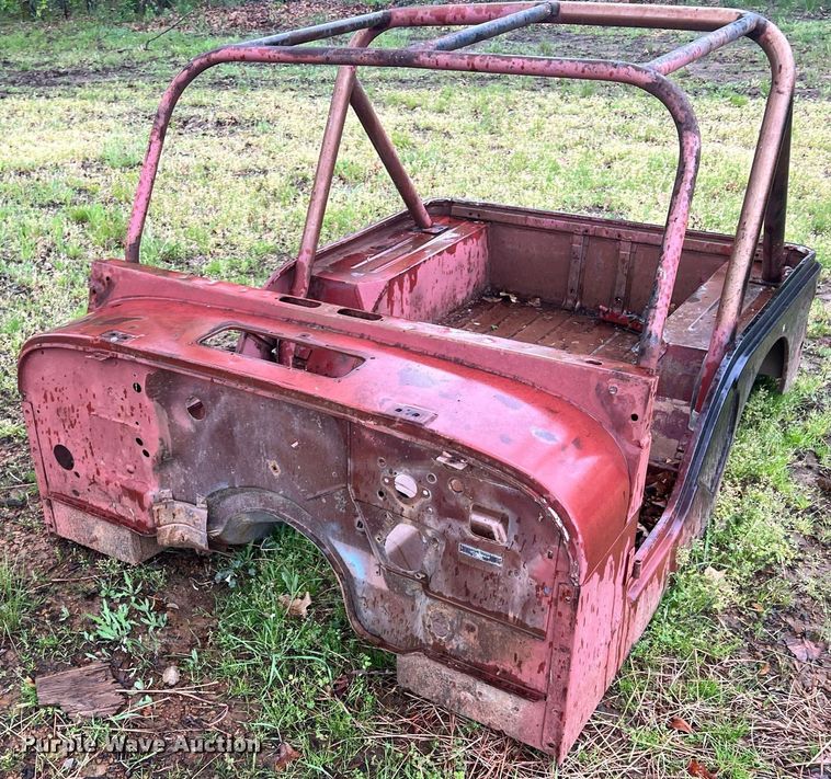 image for item LG9067 1977 Jeep CJ5 SUV