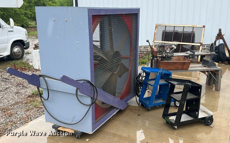 image for item LG9069 Tools