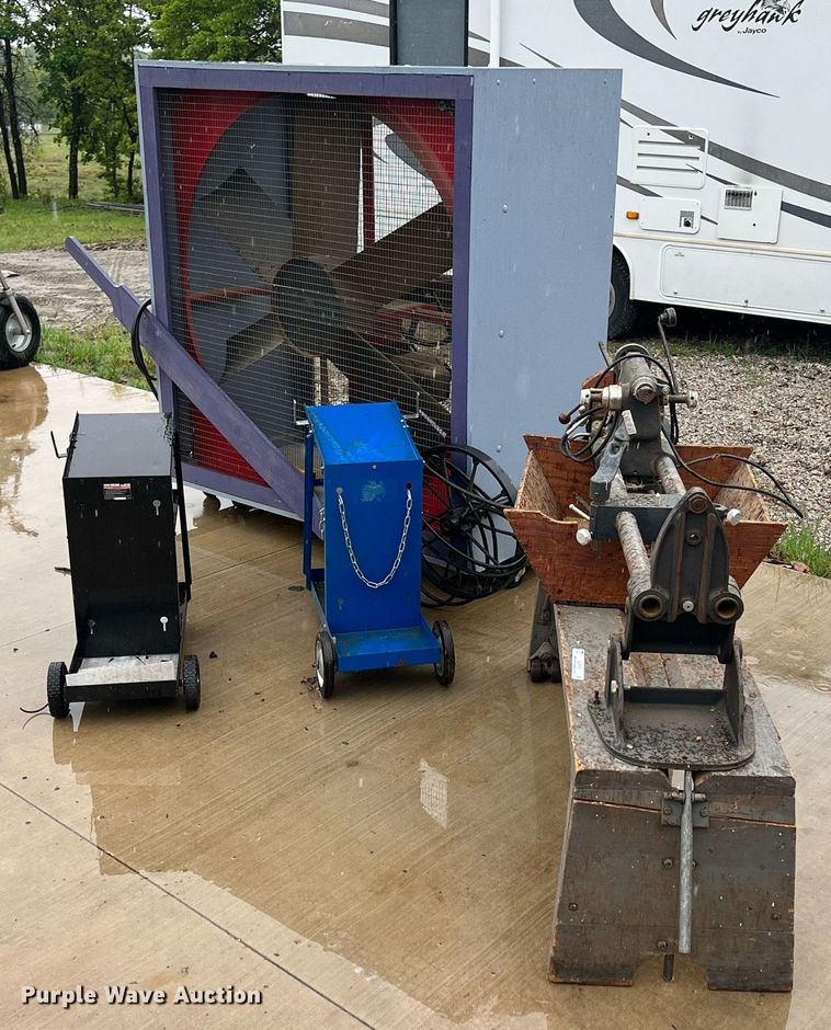 image for item LG9069 Tools