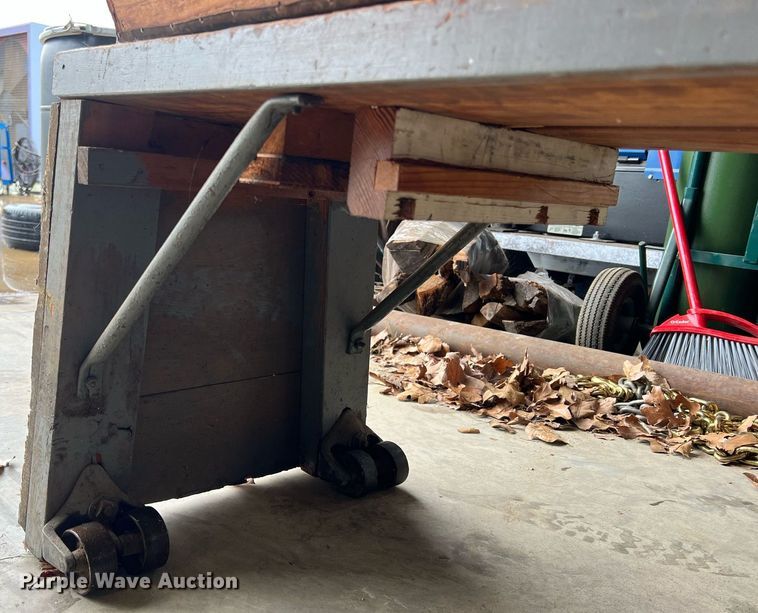 image for item LG9069 Tools