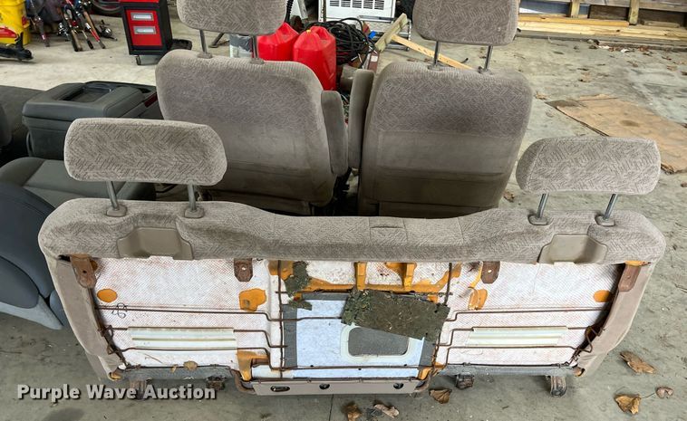 image for item LG9070 Automotive parts