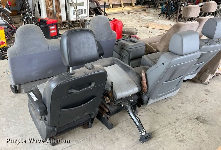 image for item LG9070 Automotive parts