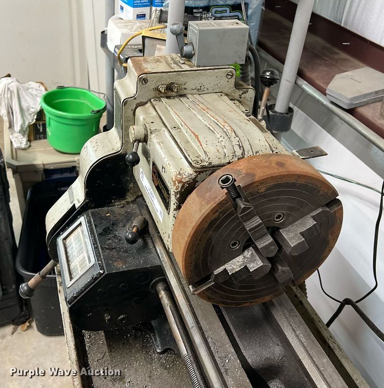 image for item LG9071 Atlas 6302  metal lathe