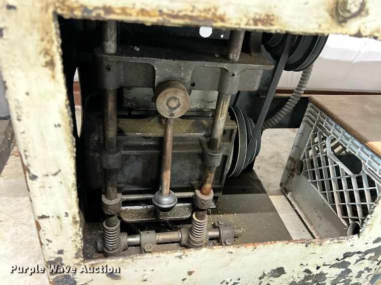 image for item LG9071 Atlas 6302  metal lathe