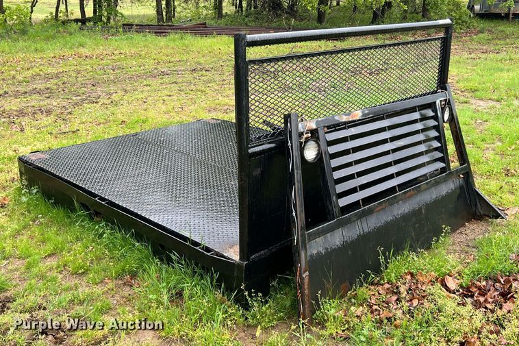 image for item LG9073 Flatbed