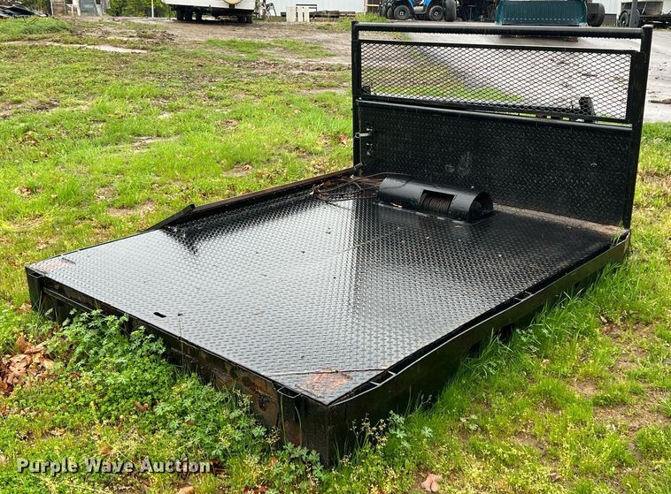 image for item LG9073 Flatbed