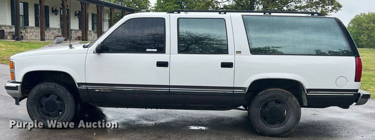 image for item LG9074 1993 Chevrolet Suburban K1500 SUV